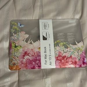 MacBook Air 13”3 flower case